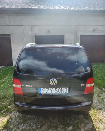 Volkswagen Touran cena 9900 przebieg: 255000, rok produkcji 2004 z Urzędów małe 154